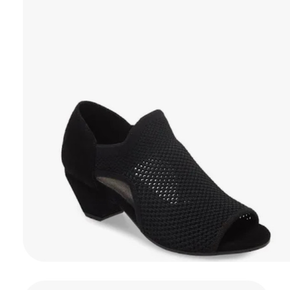 MWOB Eileen Fisher Wink Womens Suede Peep-toe size 7 black mesh suede 1083